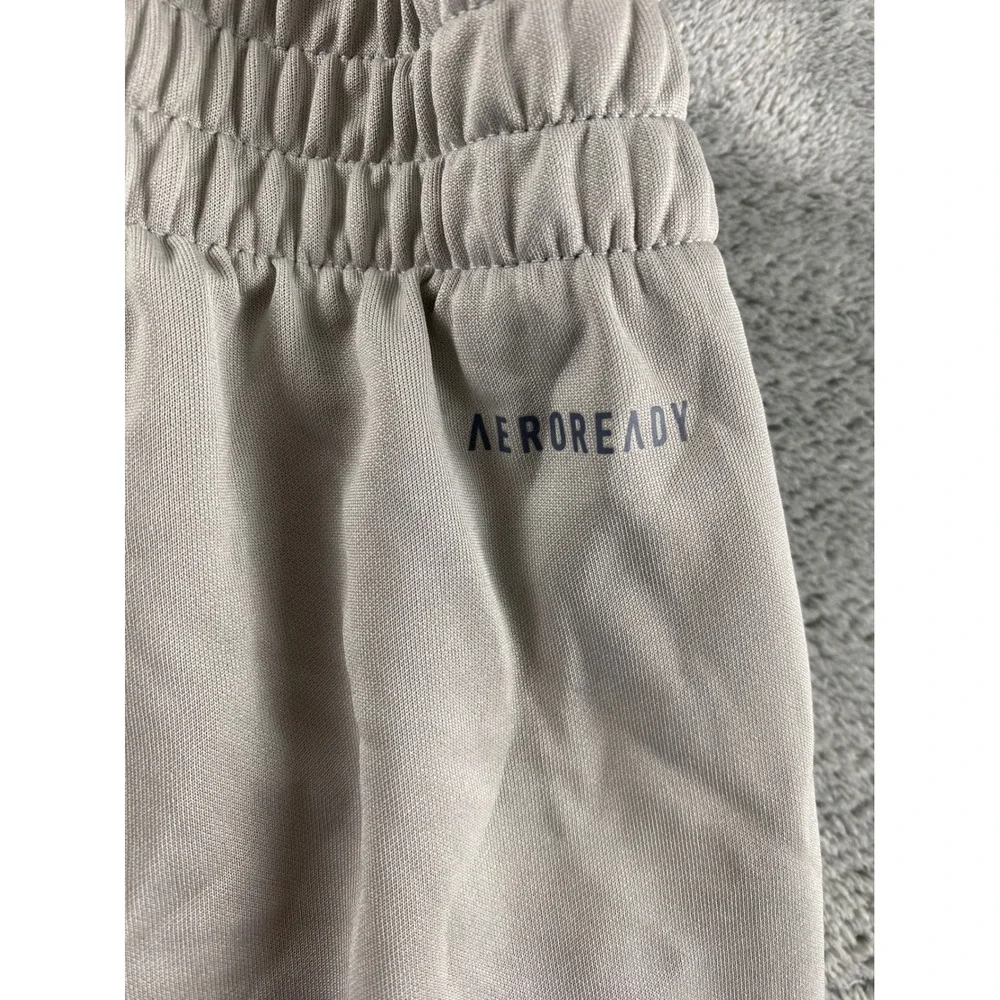 Adidas Mens Basketball Shorts Grey White 9 Inch Inseam Size Medium M 9